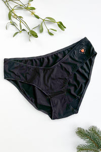 Nosečniške spodnje hlačke - črne s srčkom