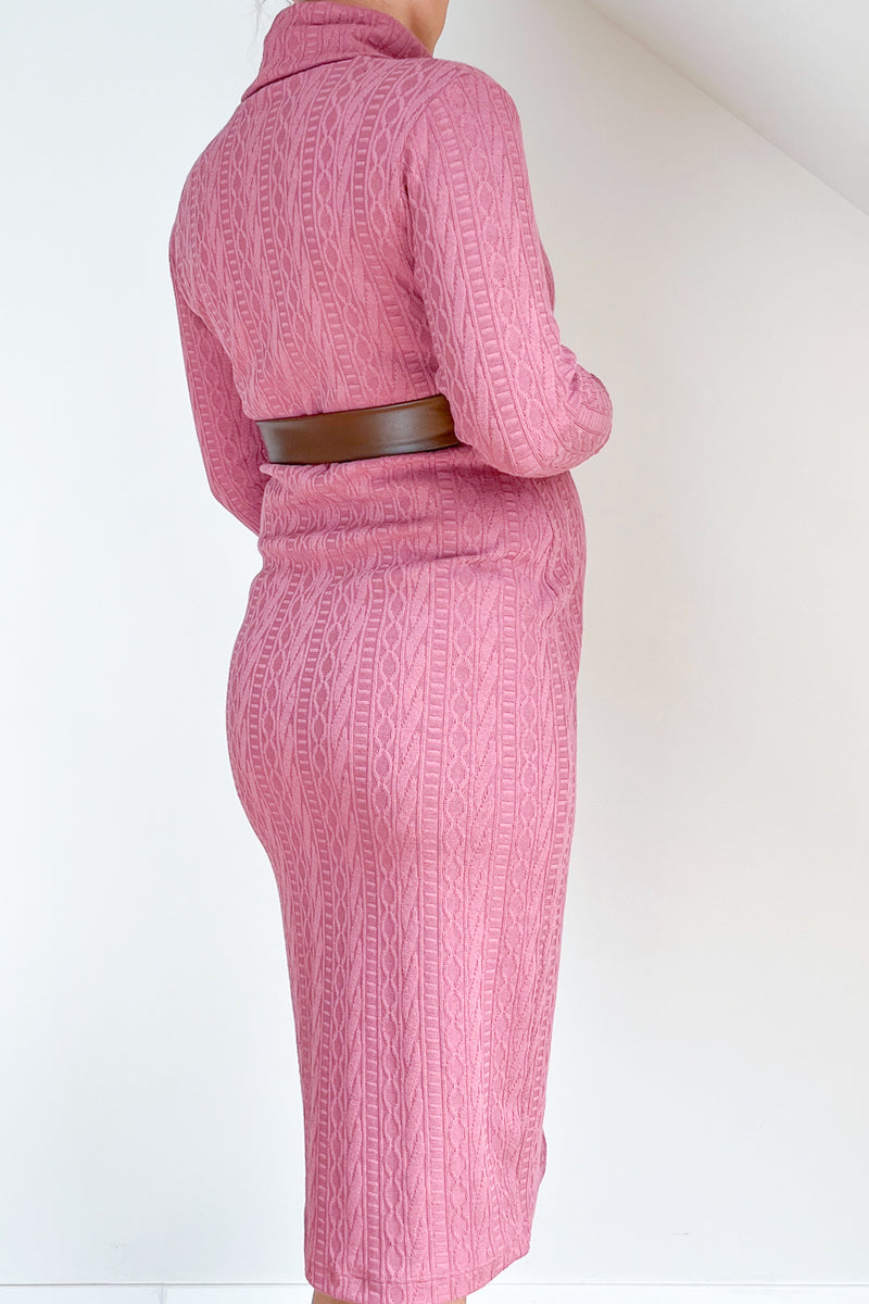 Nosečniška obleka s pasom - oprijeta - topla