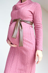 Nosečniška obleka s pasom - oprijeta - topla