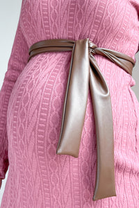 Nosečniška obleka s pasom - oprijeta - topla